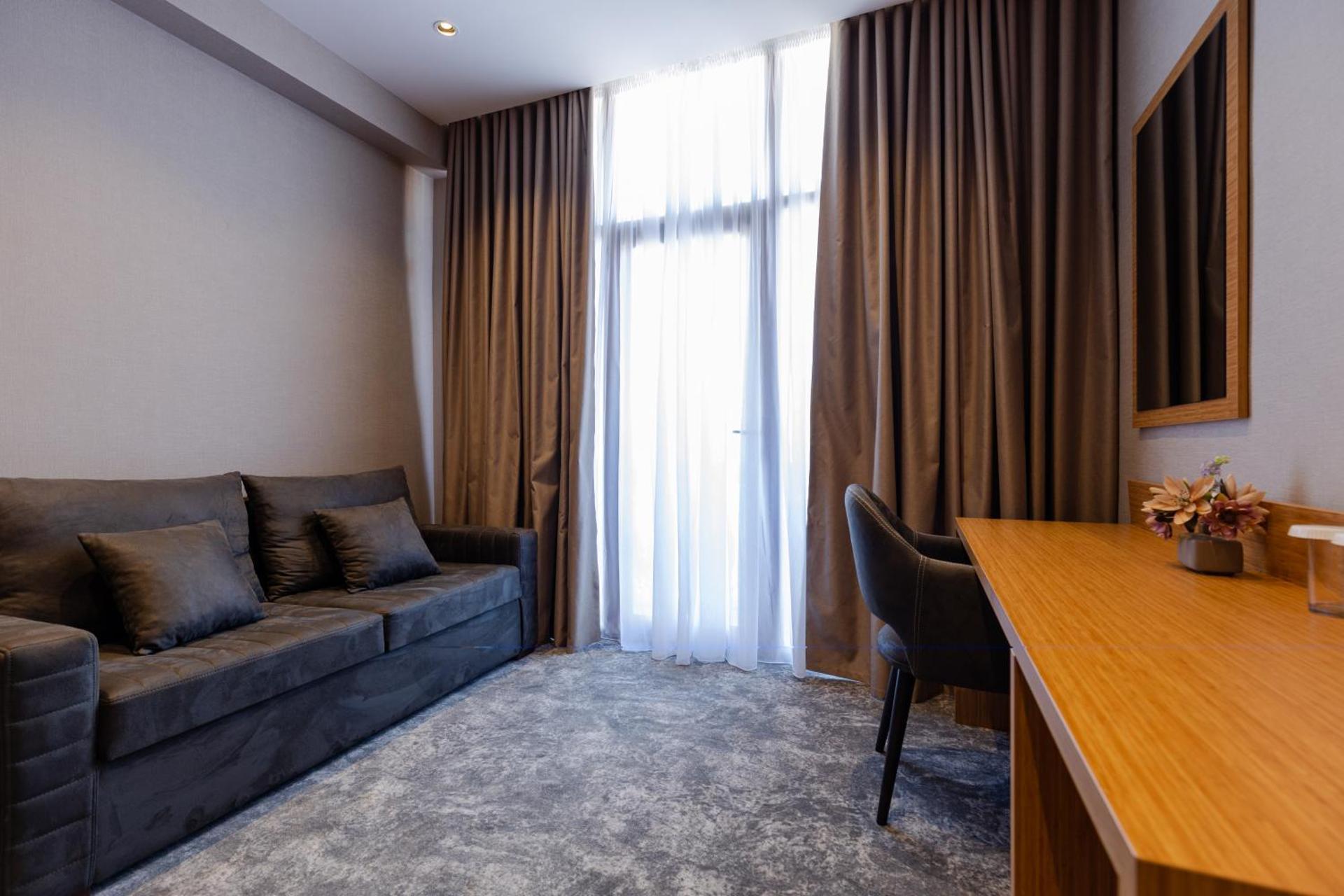 Superior King Room